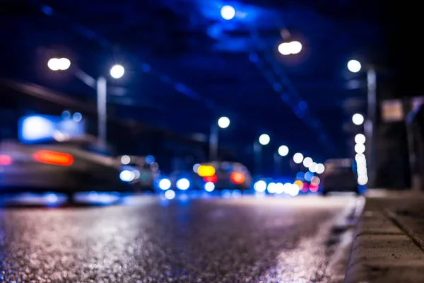 Cidade Noturna Após Chuva Lua Sobre Estrada Que Carro — Fotografia de Stock