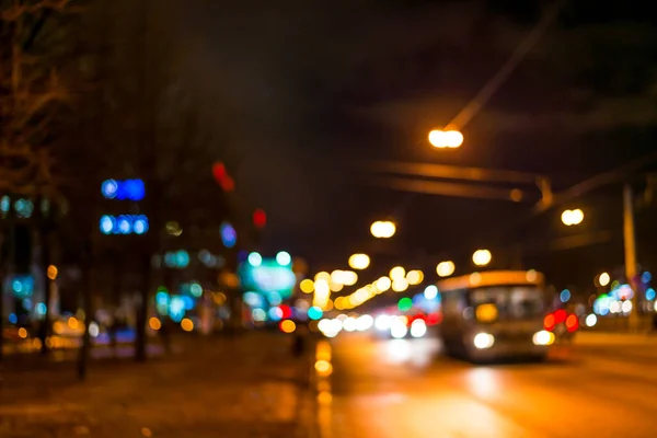 Uitzicht Stad Nachts Regen Bus Rijden — Stockfoto