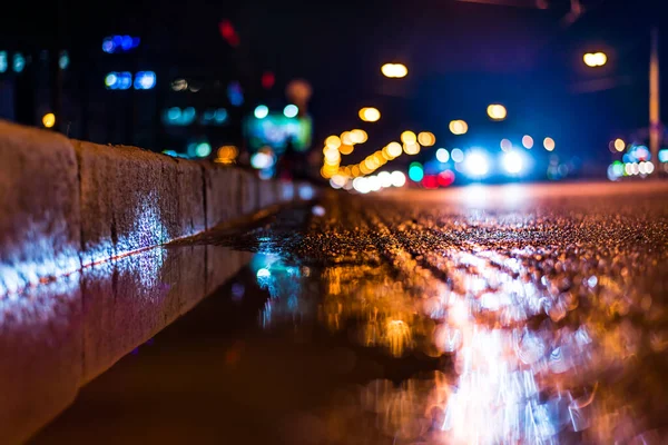 Her Gece Yağmur Yağar Her Gece Şehrin Yansıması Olur — Stok fotoğraf