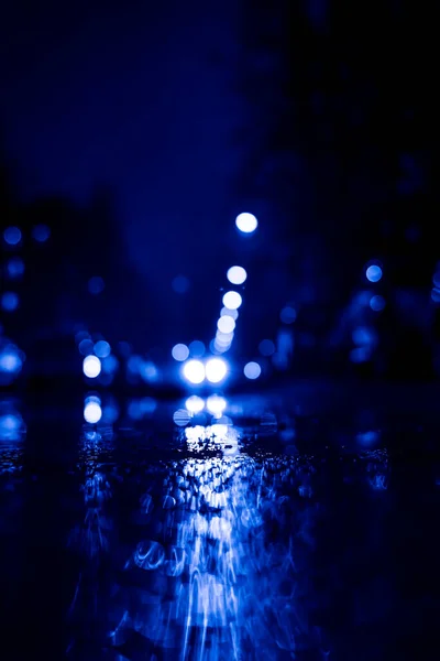 Regnig Och Dimmig Natt Staden Gatan Med Bil — Stockfoto