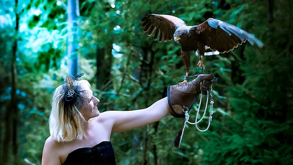 Bayan harris Şahin ile