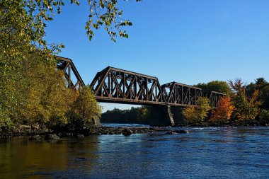 Demiryolu sehpa Köprüsü