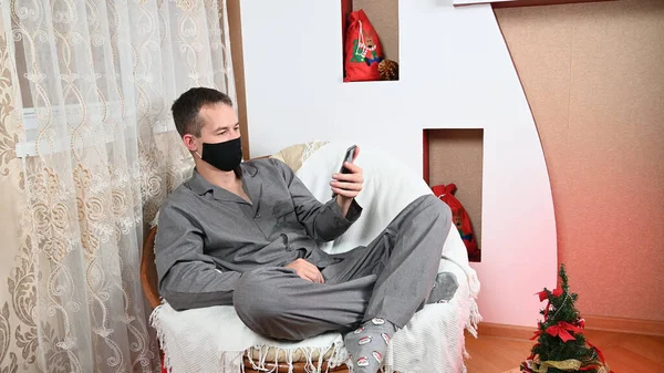 Kranker Mann Ist Weihnachten Krank Und Wird Online Vermisst Hochwertiges — Stockfoto