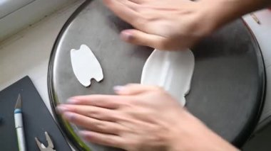 Polimer kil el işi, yakın plan. Yüksek kaliteli video