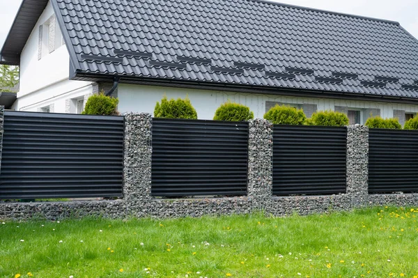 Nybygge Gabions Staket Gabionstaket Stockfoto