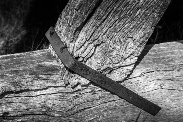 Tarihi ahşap kiriş yapısının siyah beyaz ayrıntıları