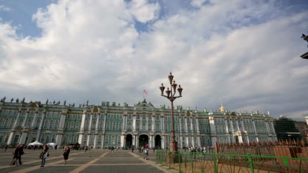 Musée de l'Ermitage et colonne Alexandre — Video