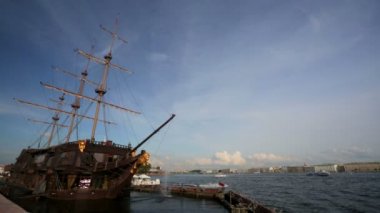 Saint Petersburg ve Neva Nehri