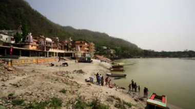 Görünümü Ganj Nehri ve Rishikesh şehir