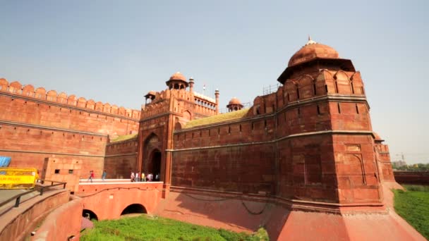 People visit Red Fort. — Stock Video