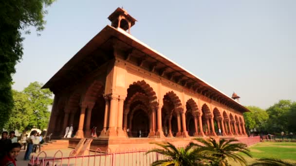 Les gens visitent Red Fort . — Video
