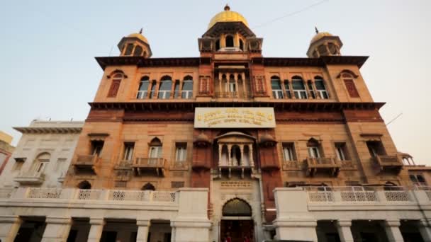 Gurudwara Sis Ganj świątyni. — Wideo stockowe