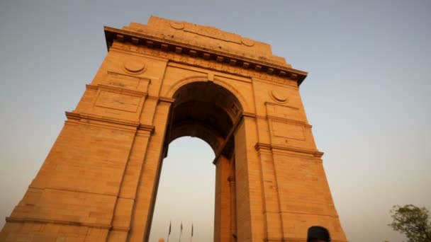Blick auf das indische Tor. — Stockvideo