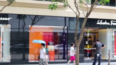 Salvatore Ferragamo mağaza