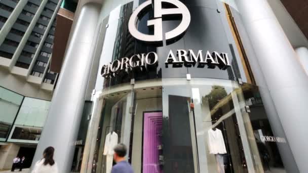 Giorgio armani winkel — Stockvideo
