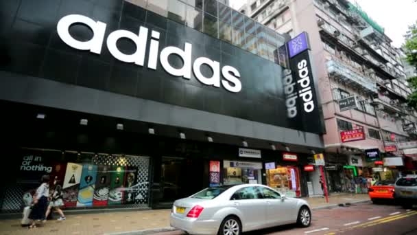 Adidas winkel in Hong Kong — Stockvideo