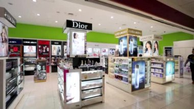Duty free shop