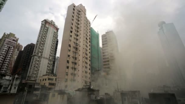 Casa en llamas — Vídeos de Stock