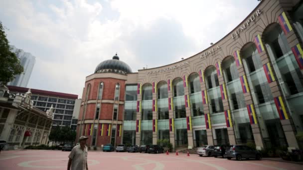 City library at Merdeka Square — Stock Video