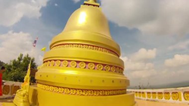 Budist stupa kaplan mağara Tapınağı'nda
