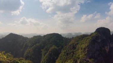 Krabi karstik oluşumu