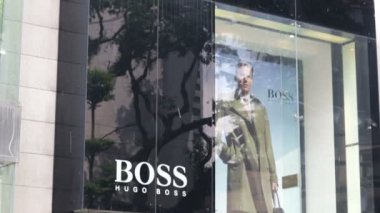 Hugo Boss mağaza Kuala Lumpur