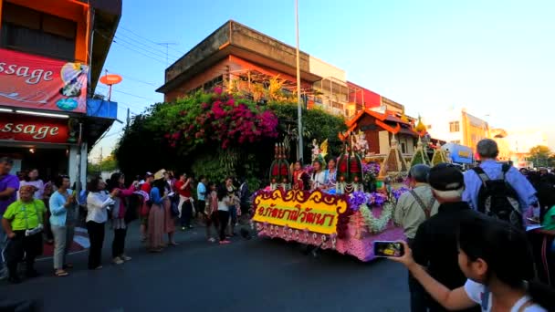 38 Yıldönümü Chiang Mai çiçek Festivali — Stok video