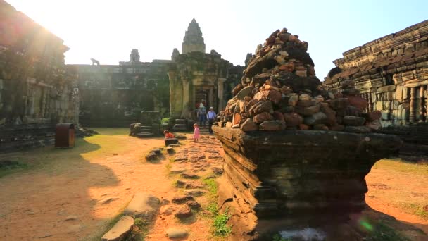 Bakong tempel in Cambodgia — Stockvideo