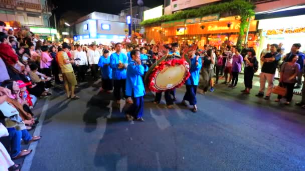 Osmatřicáté výročí Chiang Mai Flower Festival — Stock video