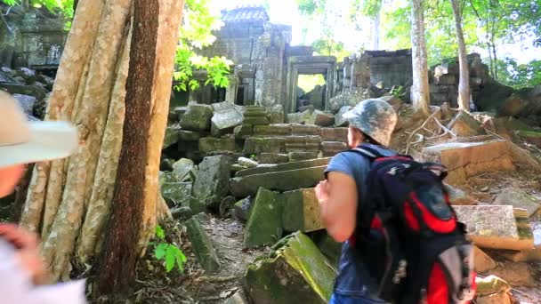 Beng Melea tempel — Stockvideo