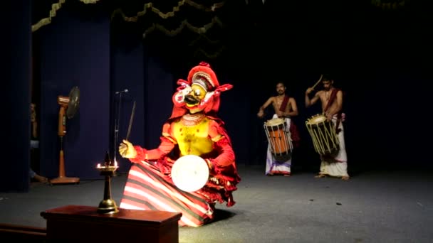 Kathakali sanatçı gerçekleştirme — Stok video