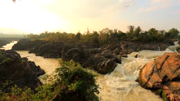 Cascada Khon Phapheng — Vídeo de stock