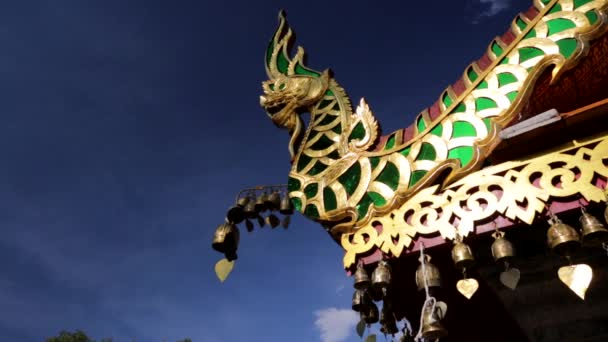 Bronzové zvony na Doi Suthep chrám — Stock video