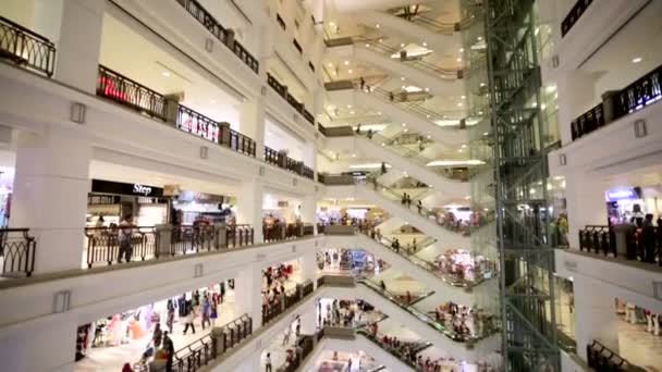 Piazza del Tempo di Berjaya — Video Stock