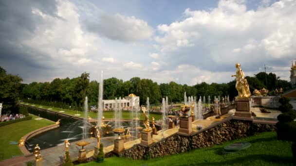 Grand Cascade fontän i Peterhof — Stockvideo