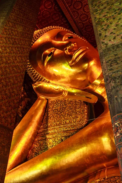 Buda da estátua em Wat Pho — Fotografia de Stock