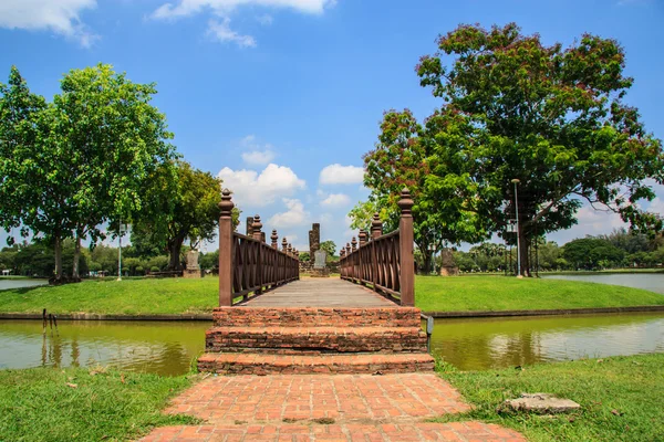 Camino al puente — Foto de Stock