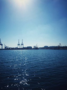 Sahil boyunca tekneyle seyahat et. Eski havalı fotoğraflar..