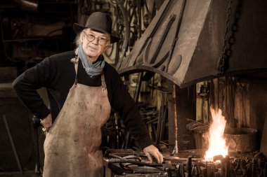 Atölye sıcak demir dövme ironworker