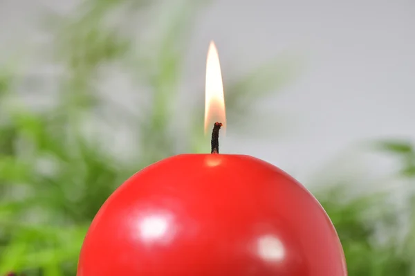 Candele ardenti verde e rosso — Foto Stock