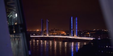Fransa, Aquitaine, Gironde, Bordeaux Bastide, Pont Jacques Chaban Delmas