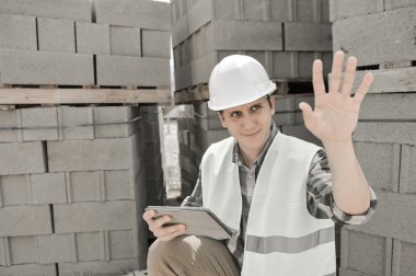 Foreman'ın dijital tablet şantiye kullanma