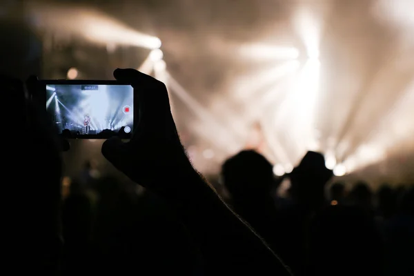 Rock konserinde. ışık gösterisi — Stok fotoğraf