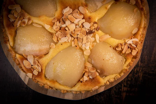 Receta de tarta Bourdaloue con peras, natillas y crema de almendras — Foto de Stock