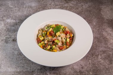 Morina balığı tarifi, yağlı ekmek ve sarımsak..