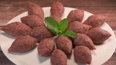 Lübnan Lokantası 'nda geleneksel kebap