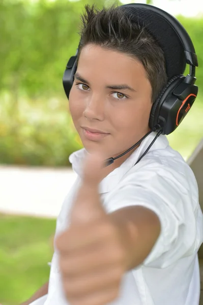 Teenager-Happy Laughing boy with headphone — Stock Photo, Image