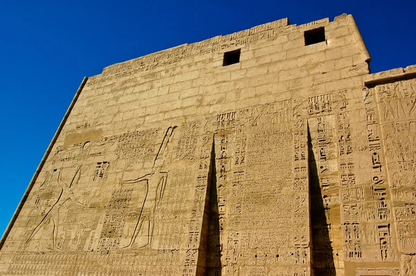 Medinet Habu Tapınağı Mısır — Stok fotoğraf