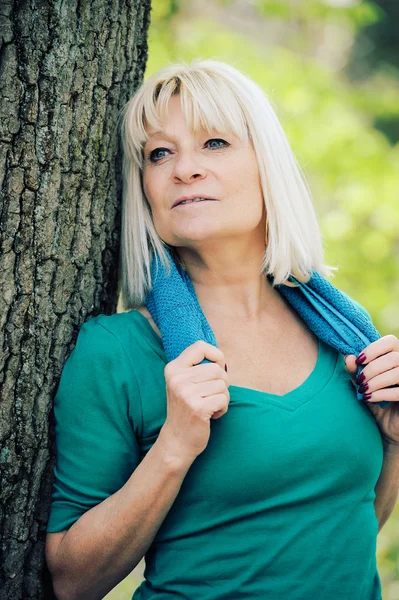 Healthy Senior in a forest — Stock Photo, Image