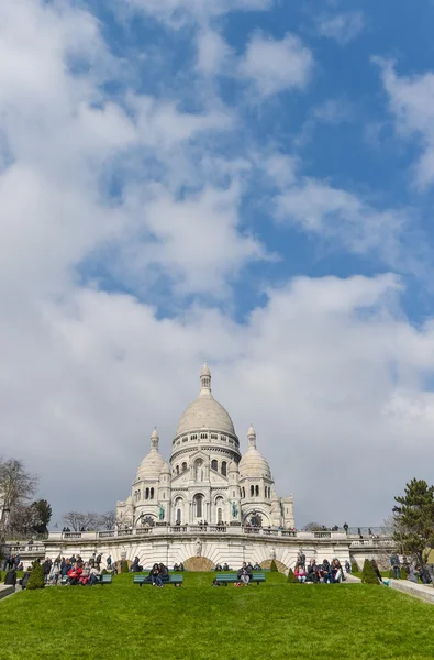 De basiliek van het heilig hart in Montmartre-Parijs — Stockfoto